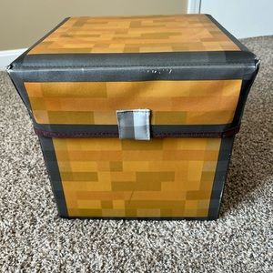 Minecraft chest